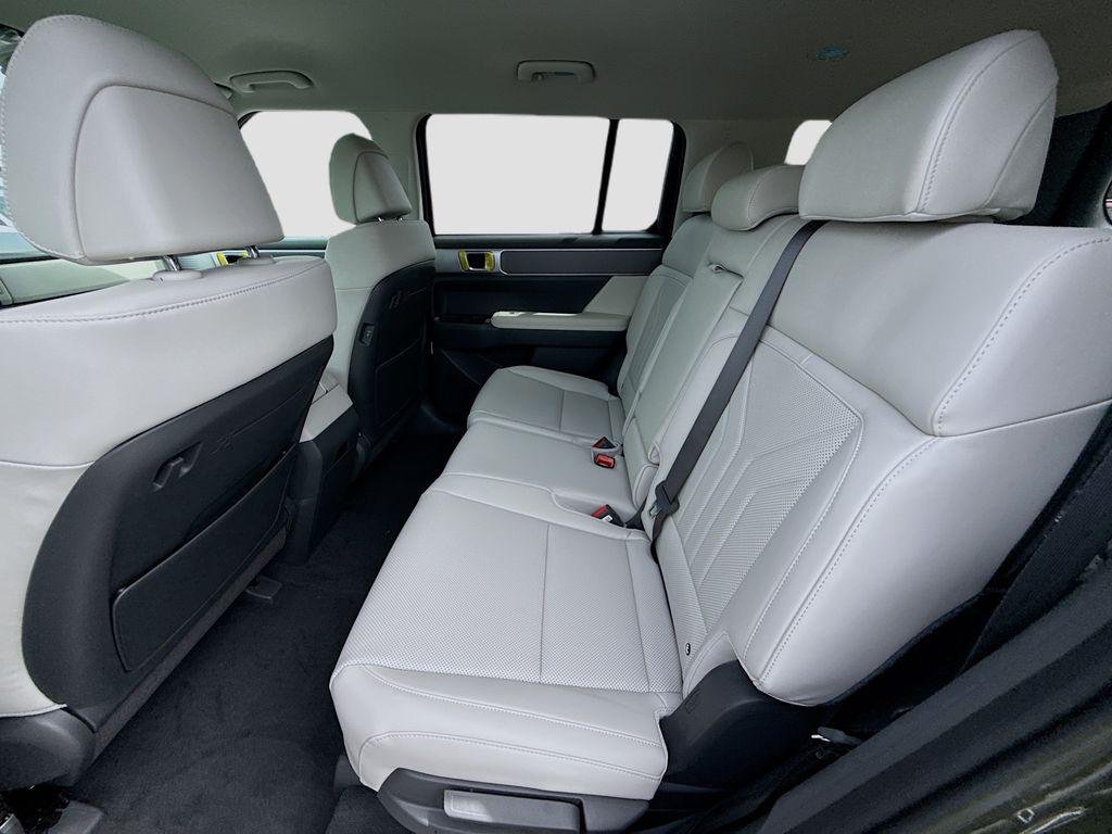 New 2026 Rockwood Green Hyundai SEL image 17