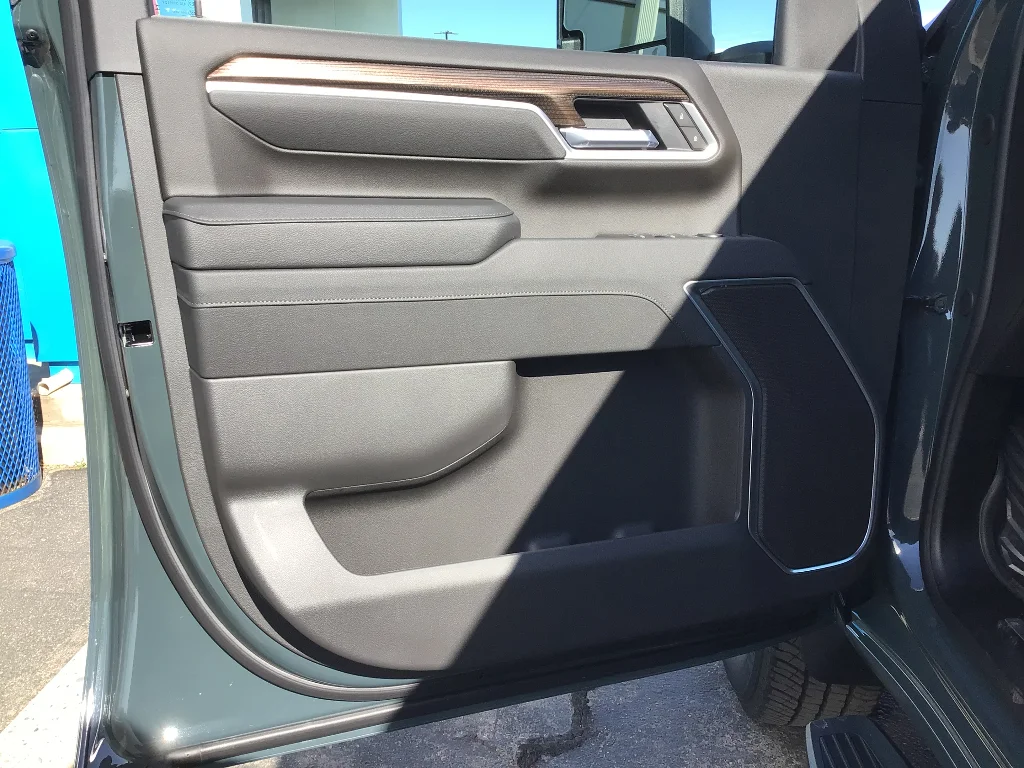 New 2026 Cypress Gray Chevrolet LT image 11