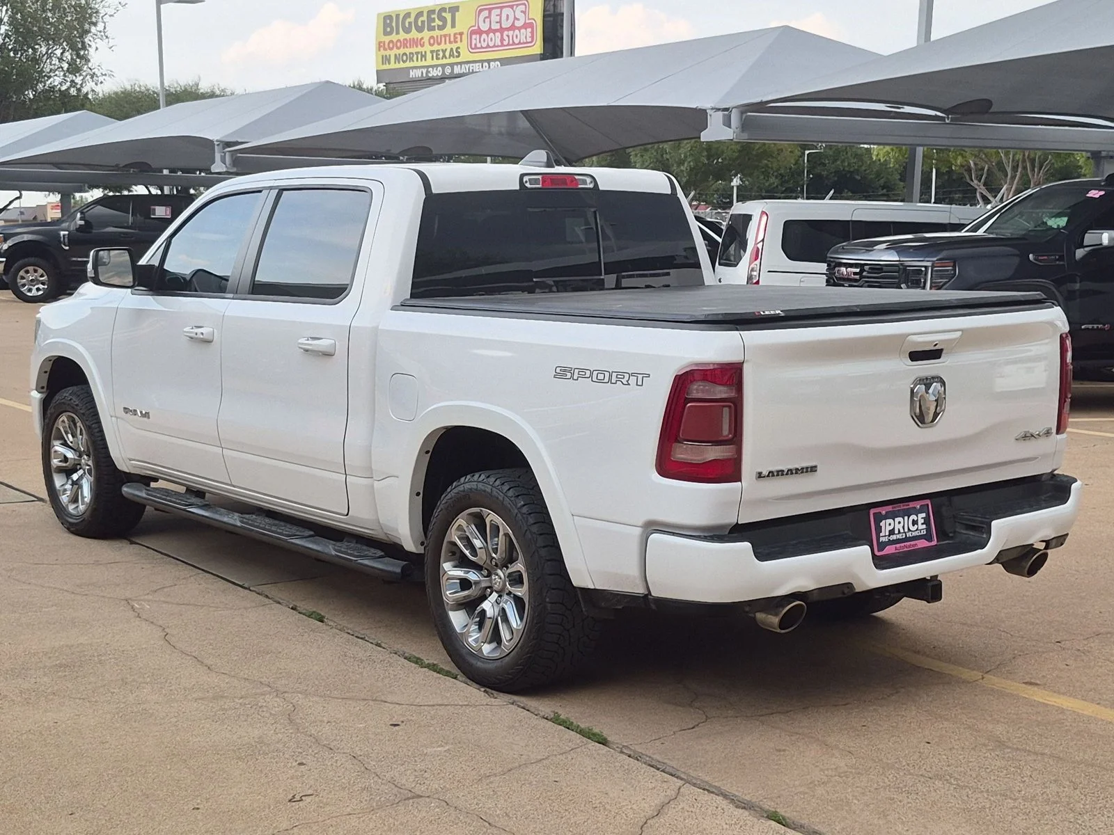 Used 2021 Bright White Clearcoat Ram Laramie image 7