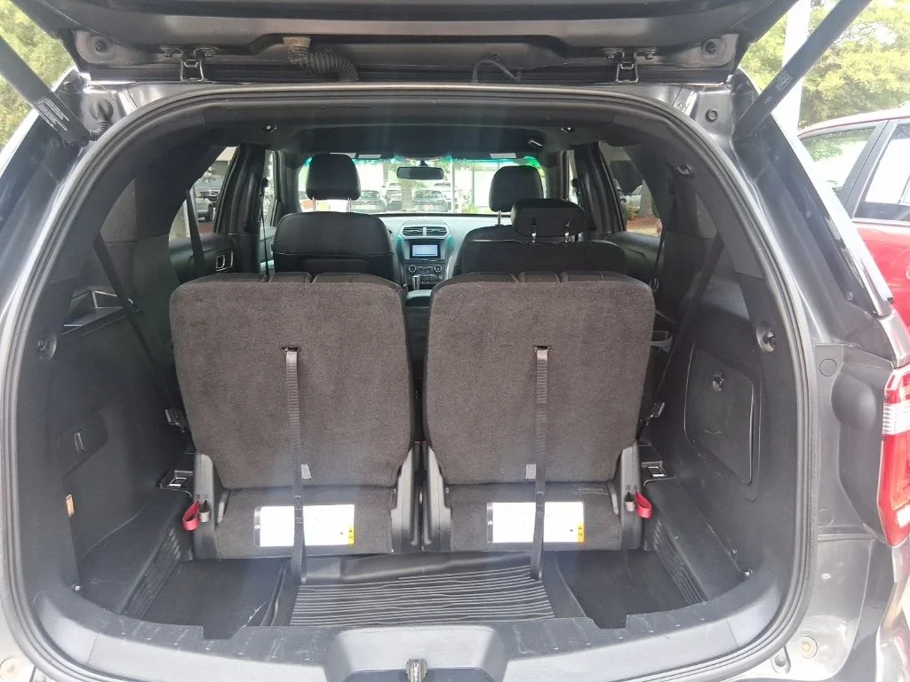 Used 2017 Gray Ford XLT image 15