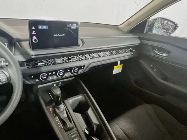 New 2026 Meteorite Gray Metallic Honda SE image 14
