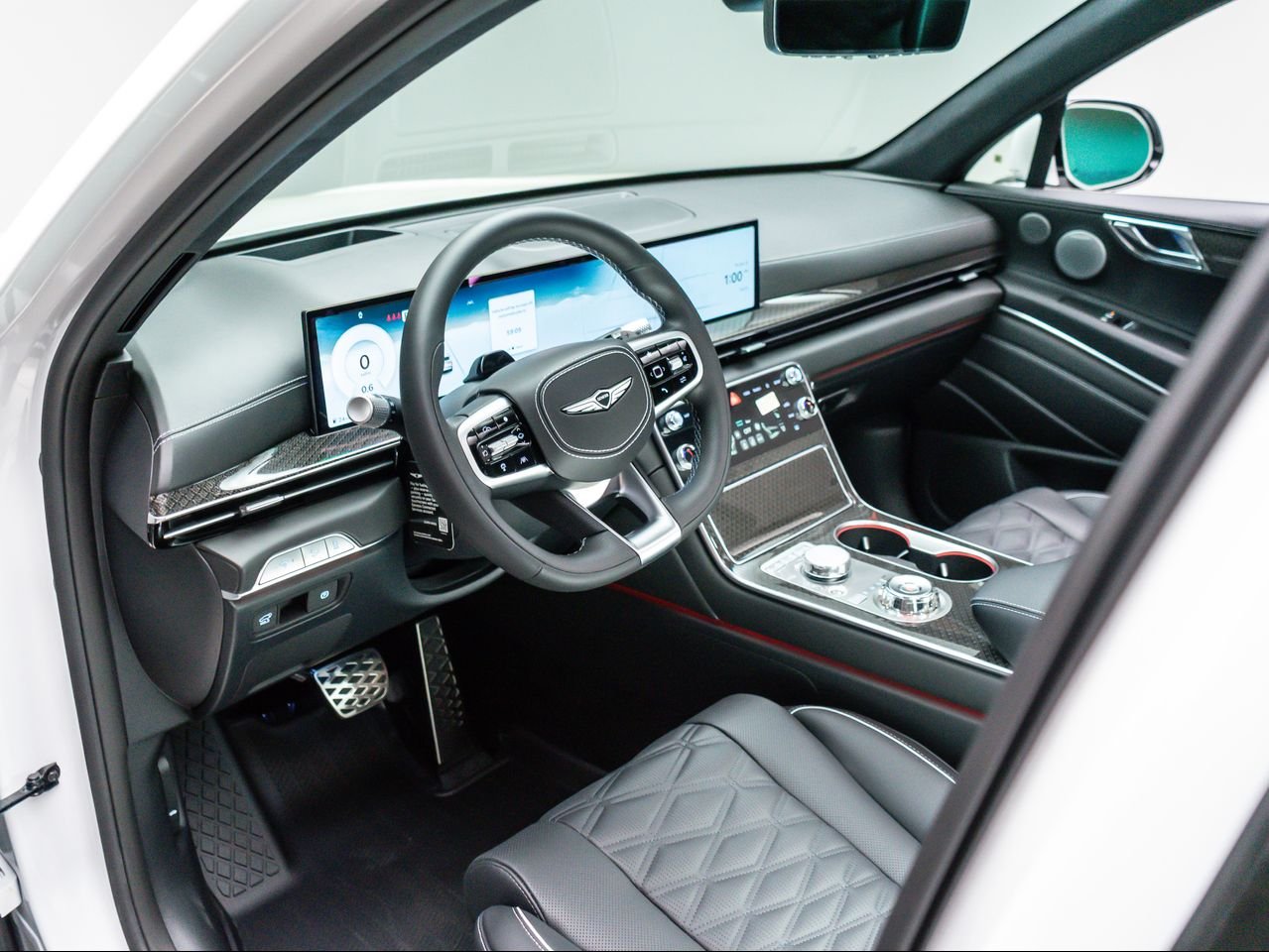 New 2026 Alta White Genesis 3.5T E-SC MHEV image 17