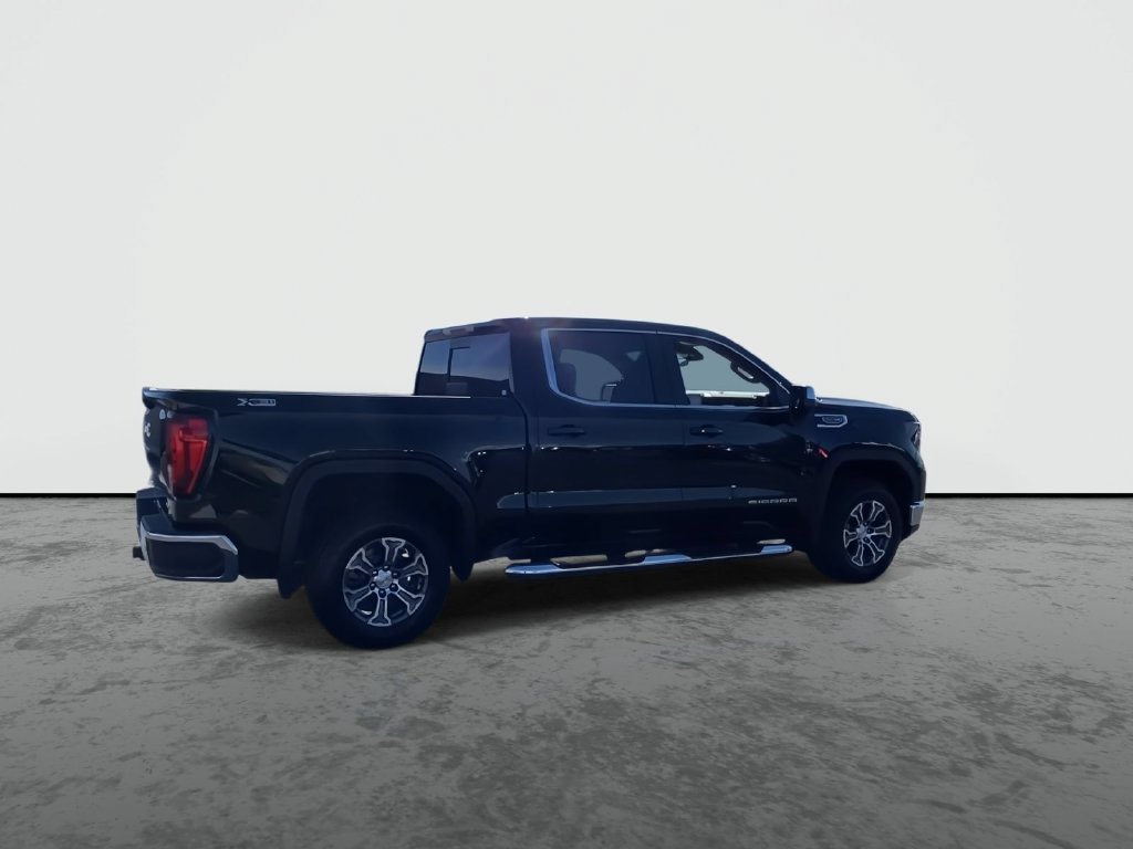 2026 GMC Sierra 1500 SLE - Photo 8