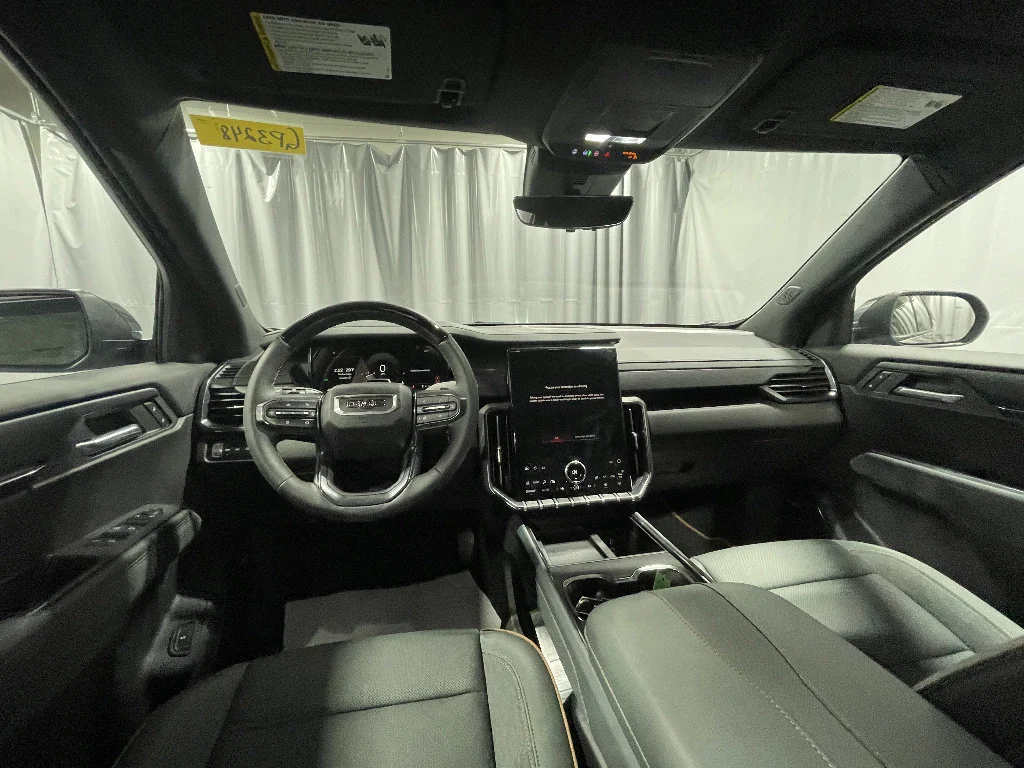 2025 GMC Acadia AT4 - Photo 22