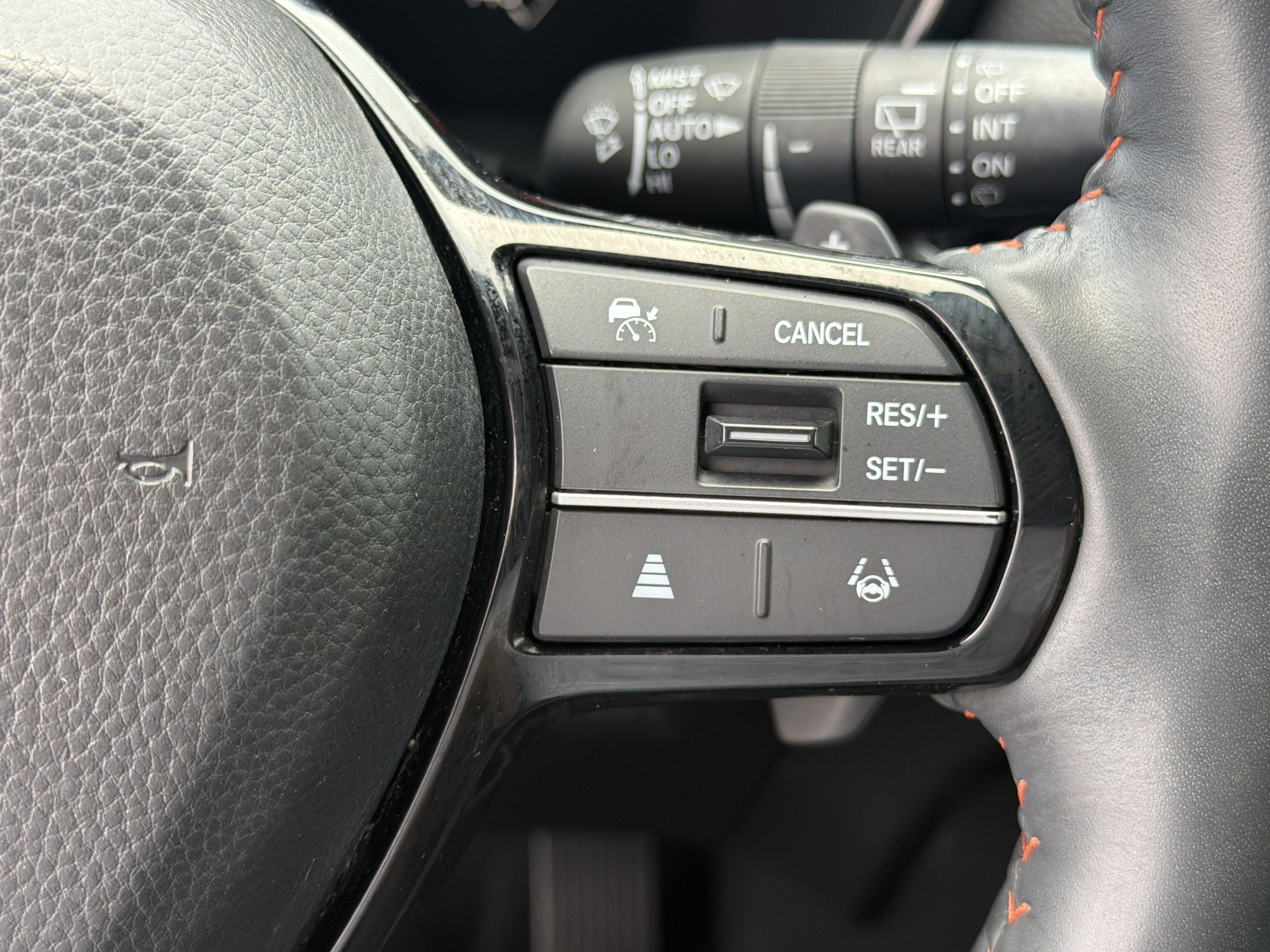 Used 2023 Lunar Silver Metallic Honda Sport Touring image 26