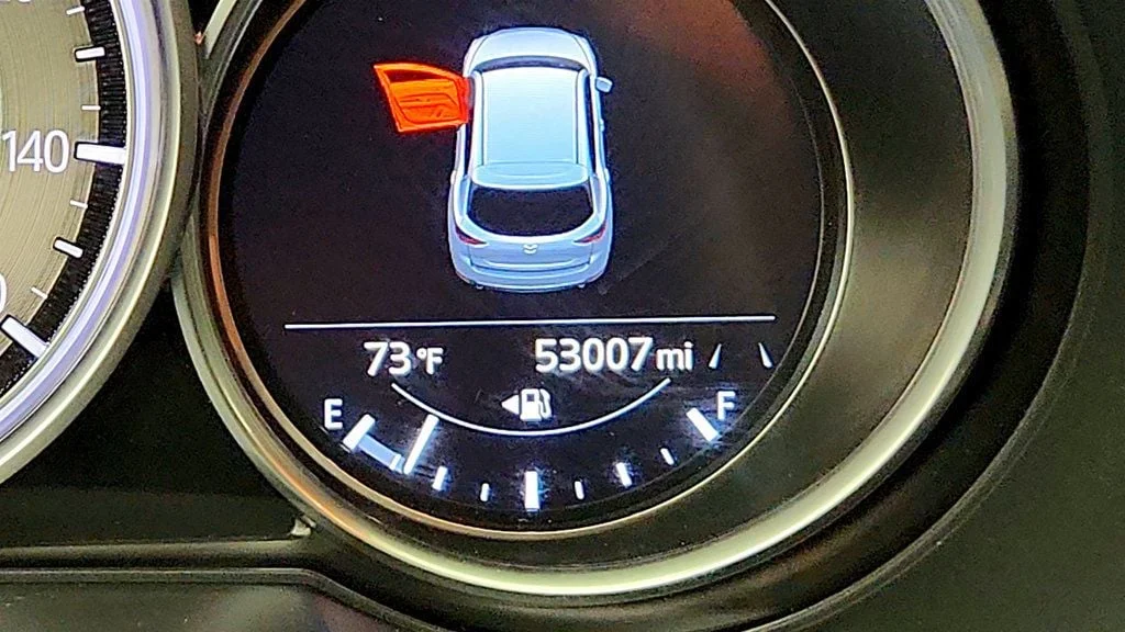Used 2020 Deep Crystal Blue Mica Mazda Touring FWD image 15