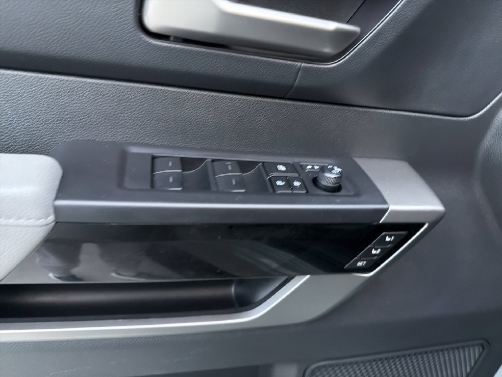 2024 Toyota Tundra Limited - Photo 10