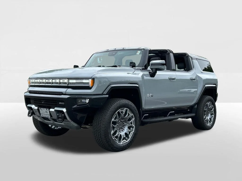 2025 GMC Hummer EV 3X SUV's photo