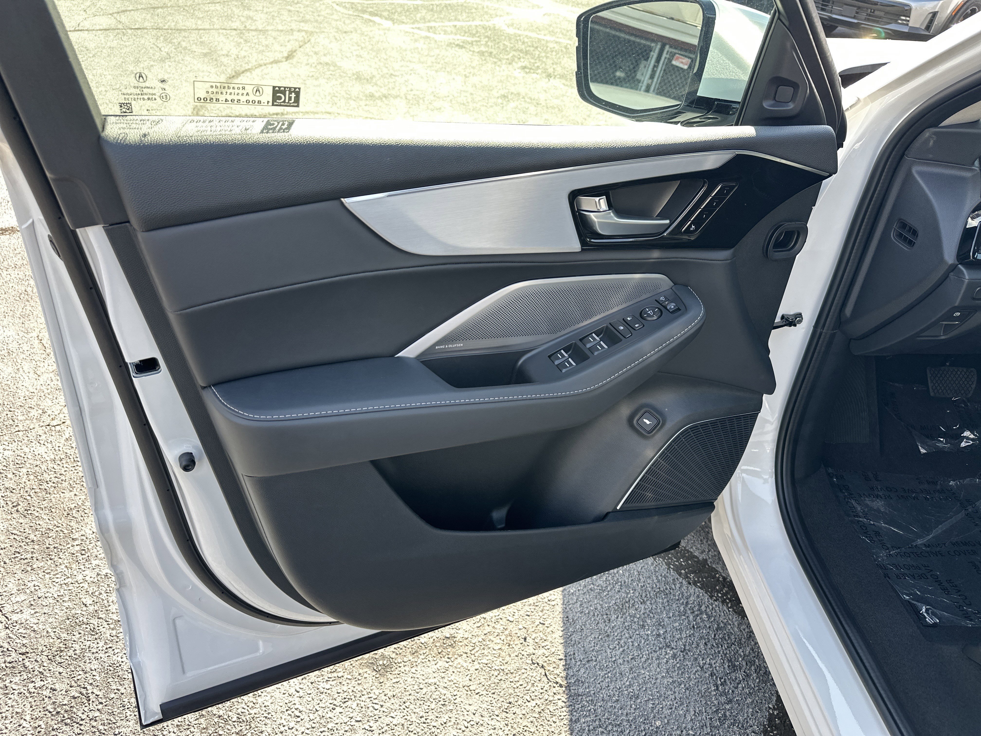 New 2026 Platinum White Pearl Acura w/Technology Package image 10