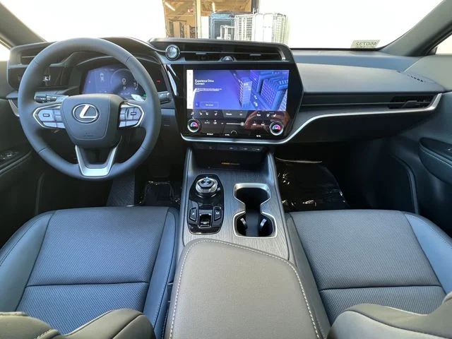 New 2026 Iridium Lexus PREMIUM image 39