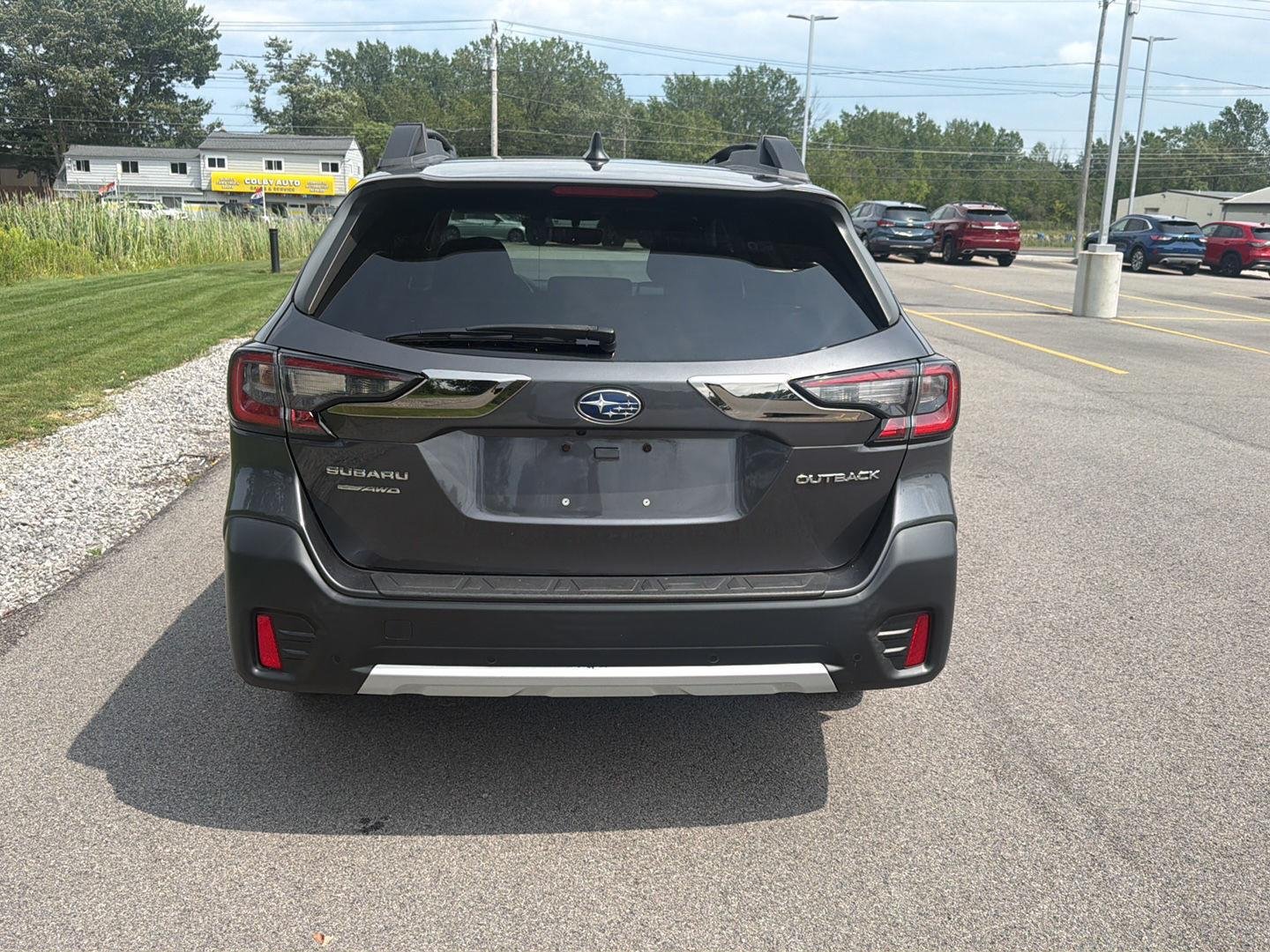 Used 2021 Magnetite Gray Metallic Subaru Limited image 5