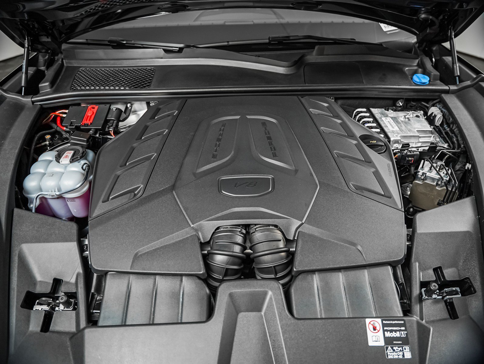 New 2026 CHROMITE BLACK Porsche S image 12
