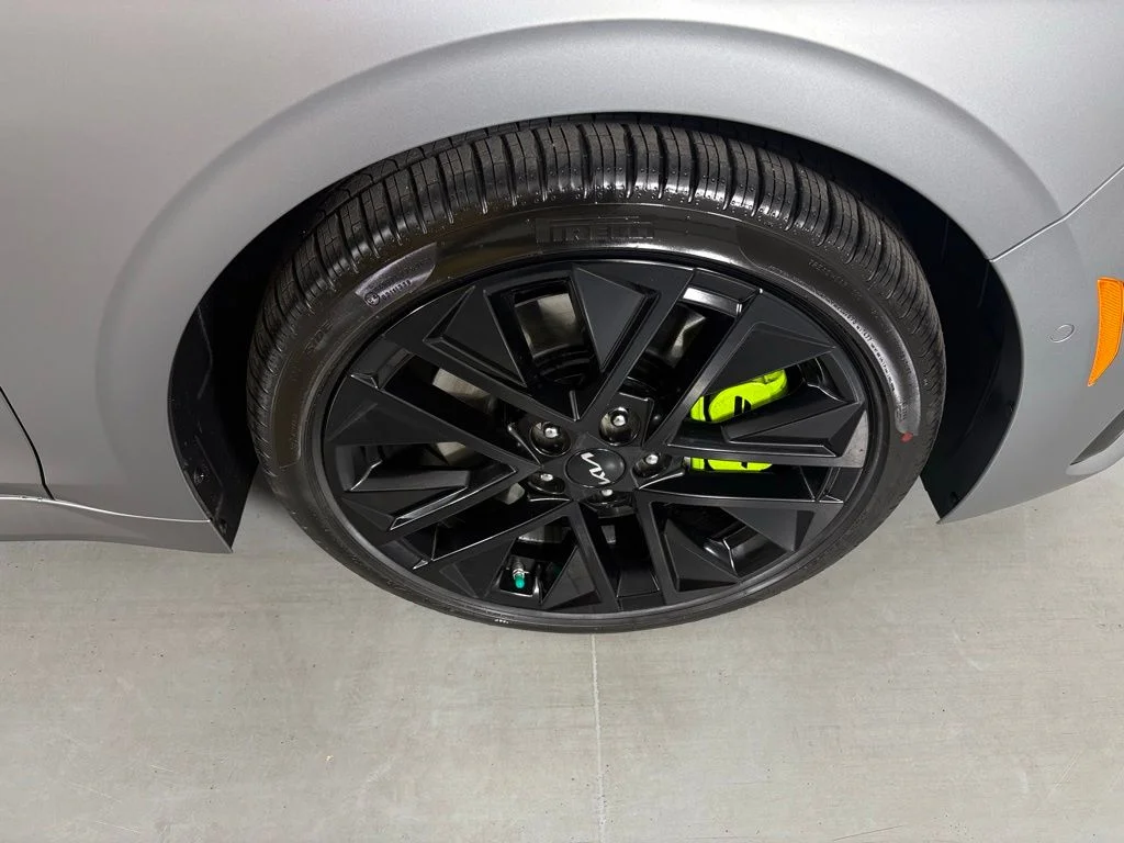 New 2026 Steel Matte Gray Kia GT image 11