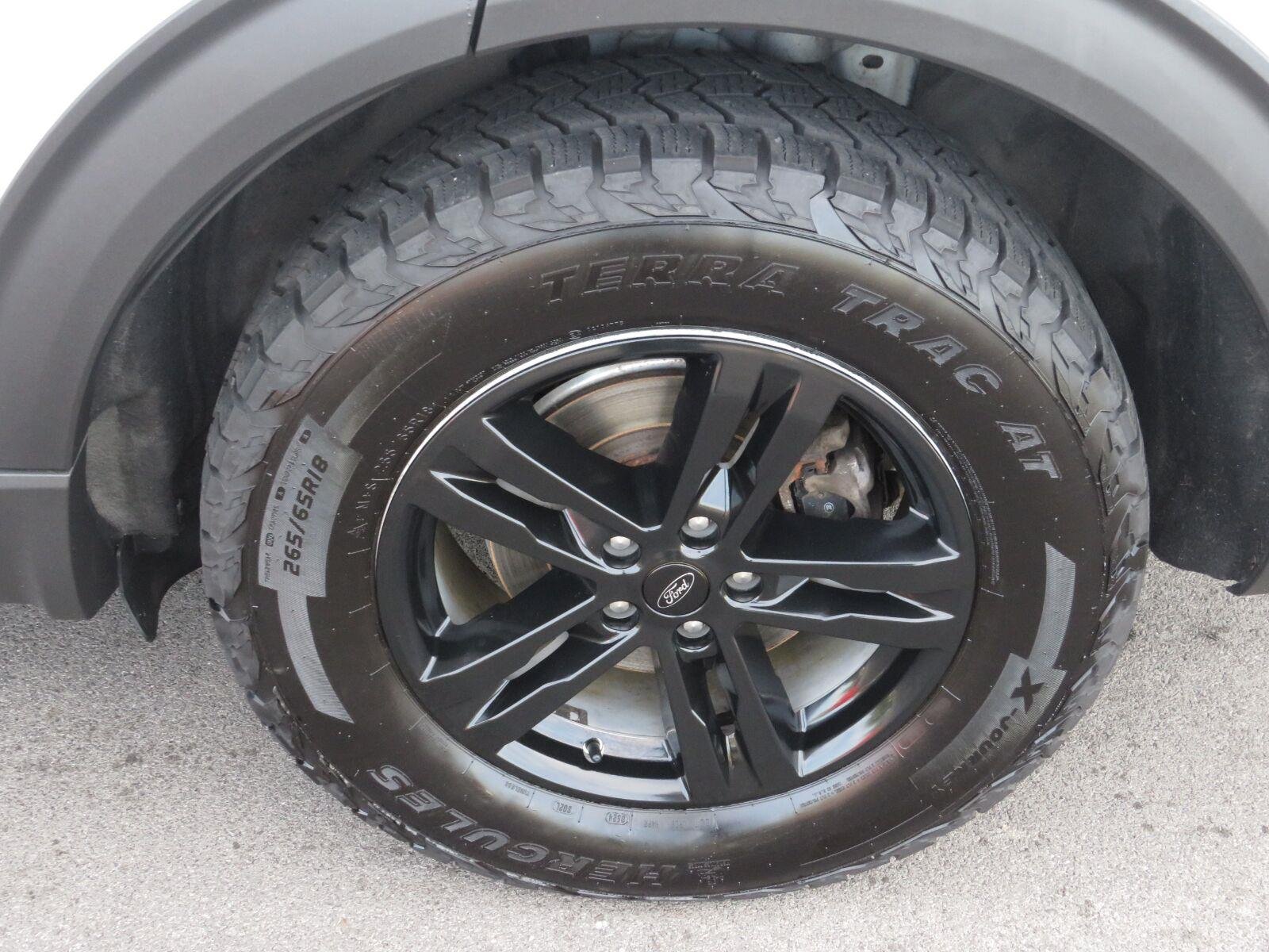 Used 2020 Oxford White Ford XLT image 20