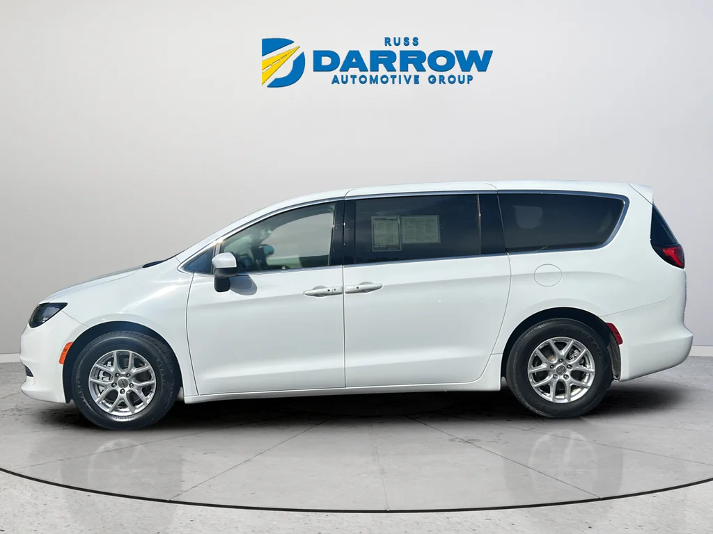 Used 2023 White Chrysler LX image 2