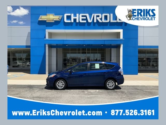 2013 Toyota Prius v Three