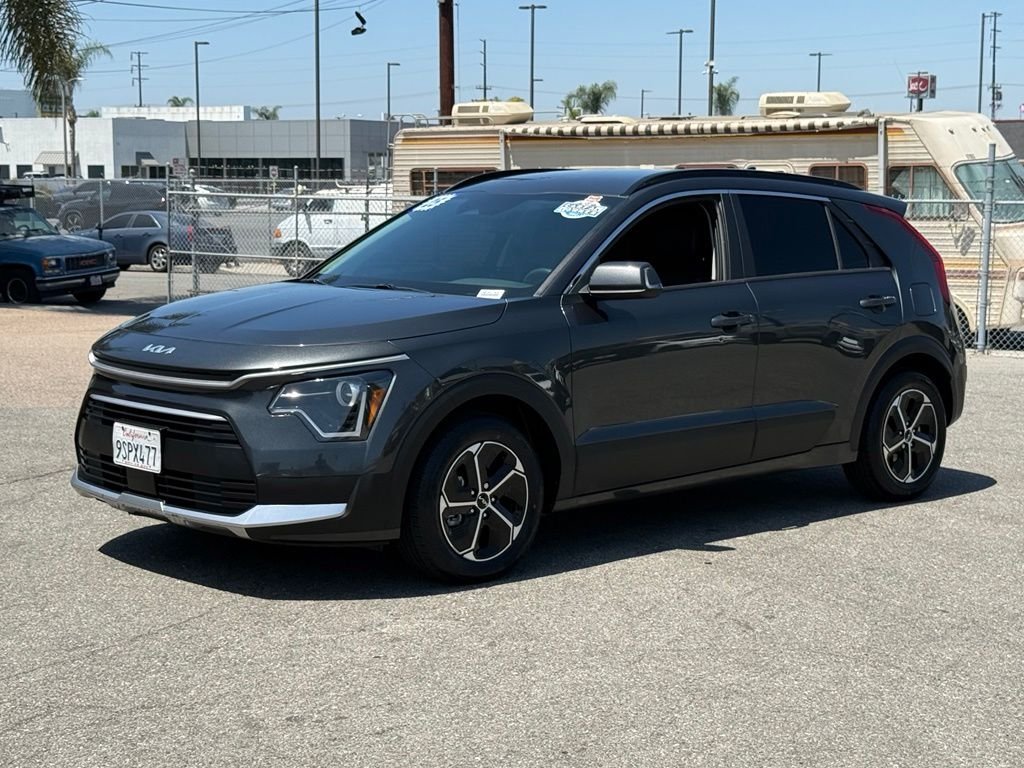 Used 2025 Gray Kia EX image 6