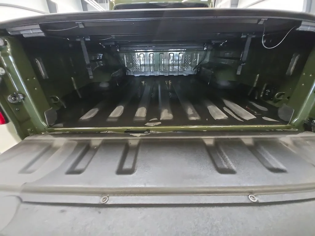 Used 2022 Green Jeep Rubicon image 12