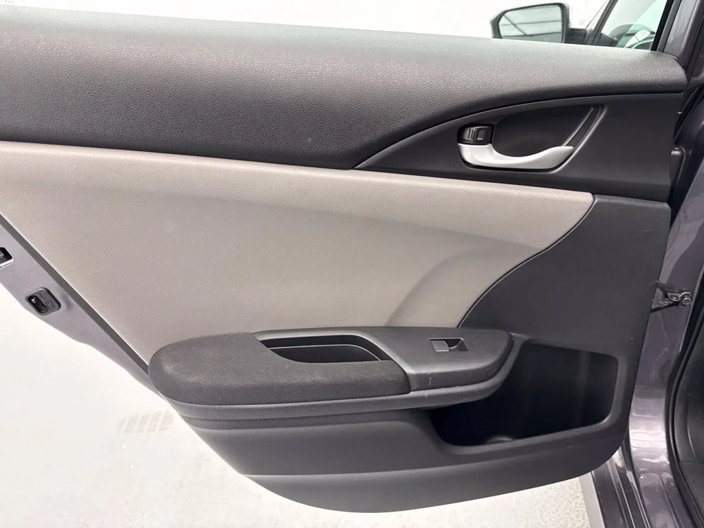 2019 Honda Civic EX 4dr Car Slide 12