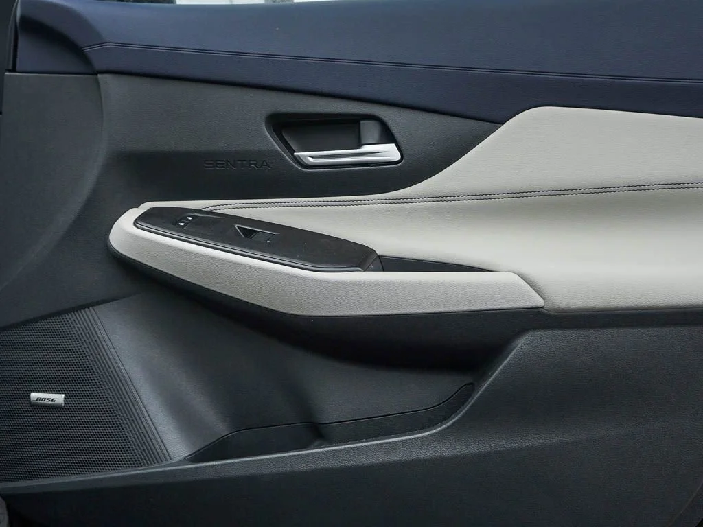 New 2026 Super Black Nissan SL image 8