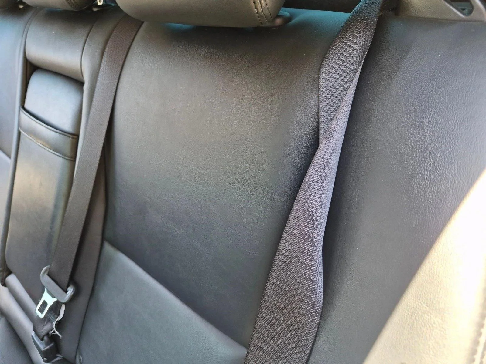 Used 2019 Graphite Shadow INFINITI 3.0t LUXE image 15