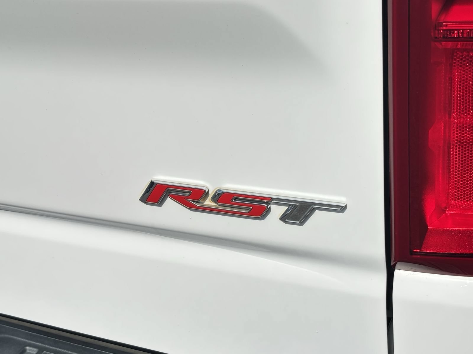 2022 Chevrolet Silverado 1500 Limited RST - Photo 36