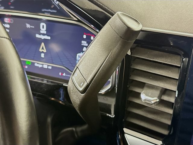 Used 2024 Summit White GMC SLE image 17