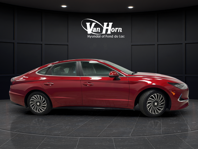 Used 2023 Ultimate Red Hyundai Limited image 8