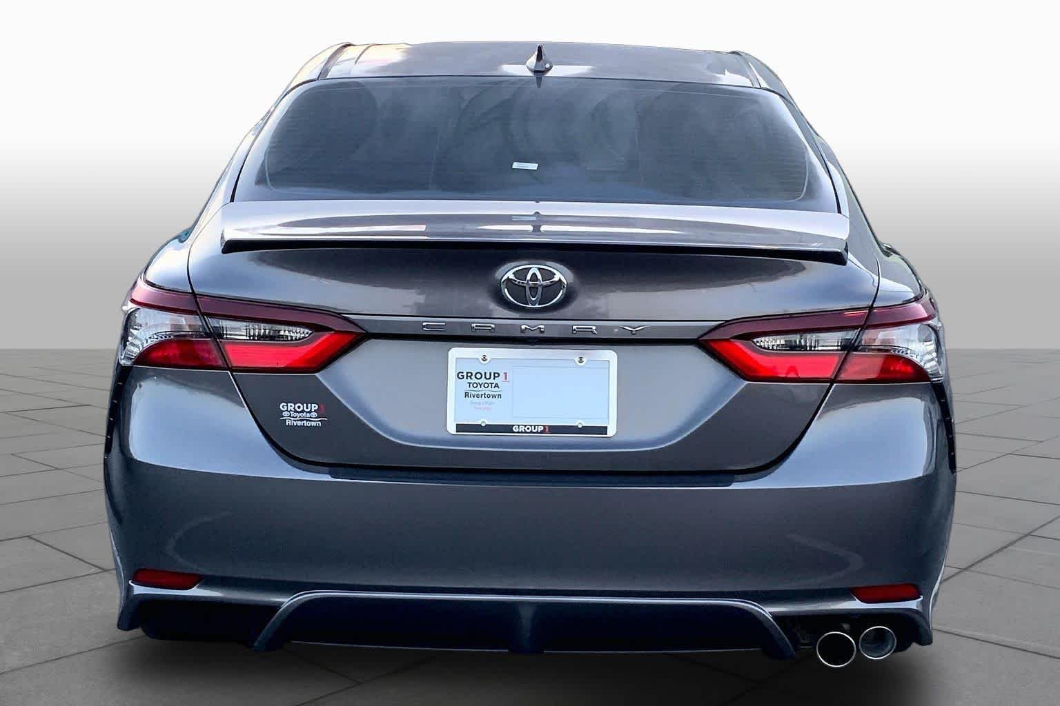 Used 2022 Predawn Gray Mica Toyota SE image 5