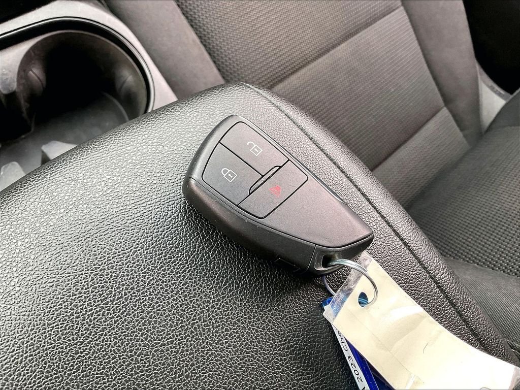 Used 2023 Summit White Chevrolet LT image 28