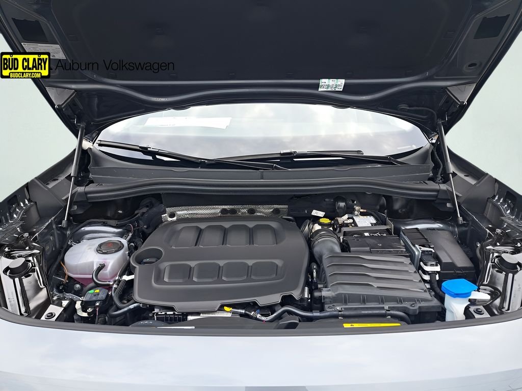 2025 Volkswagen Tiguan SE - Photo 29