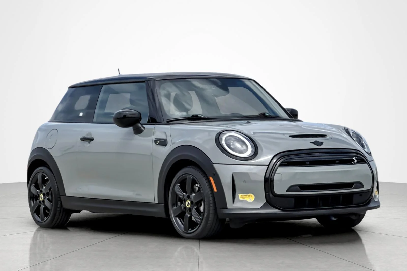 Used 2022 PRECIOUS METAL MINI Cooper SE image 7