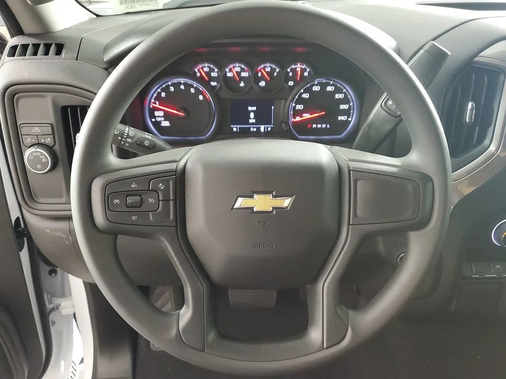 New 2026 Summit White Chevrolet Custom image 20