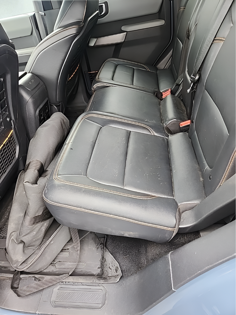 Used 2023 Blue Ford Badlands image 9