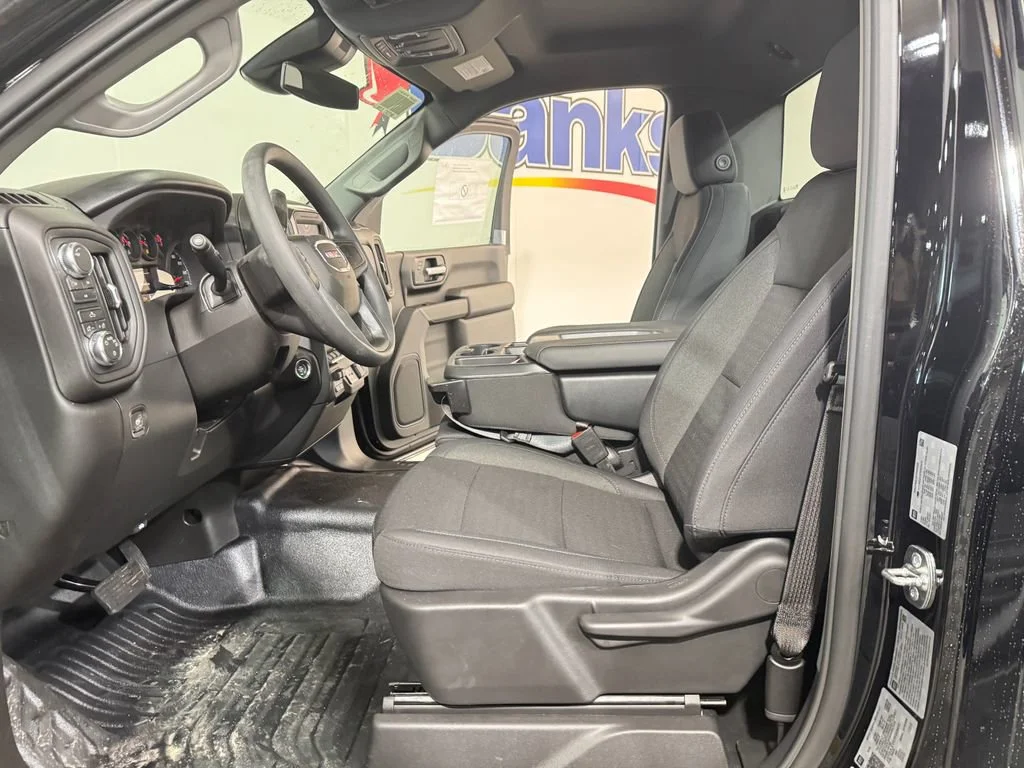 2026 GMC Sierra 2500HD Pro - Photo 10