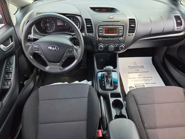 Used 2017 Red Kia LX image 8