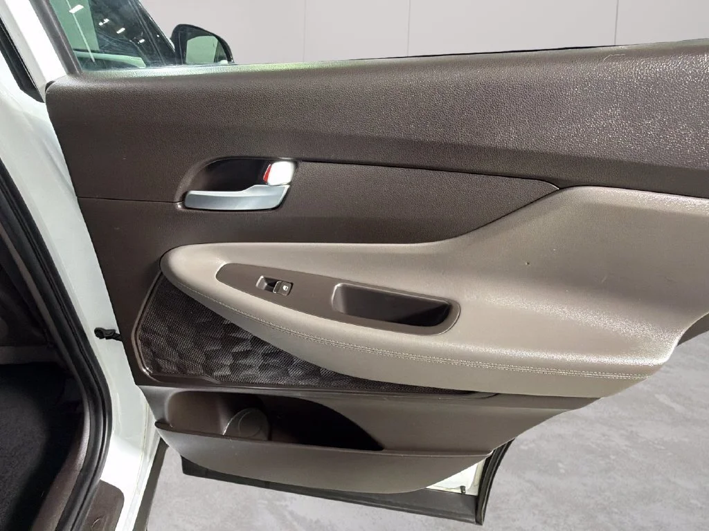 Used 2019  Hyundai SEL image 34