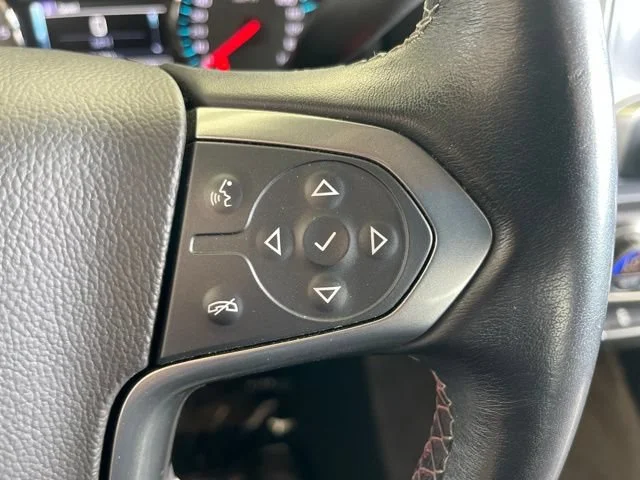 Used 2018 Silver Ice Metallic Chevrolet LT image 24
