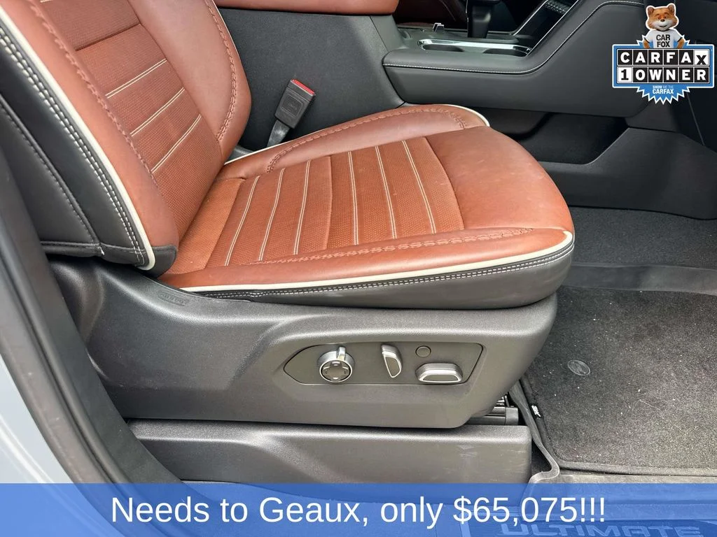 Used 2025 Gray GMC Denali Ultimate image 36