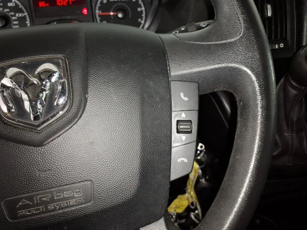 Used 2015 Red Ram High Roof image 17