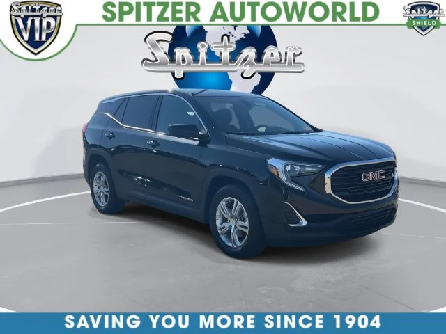 Used 2018 Black GMC SLE image 3