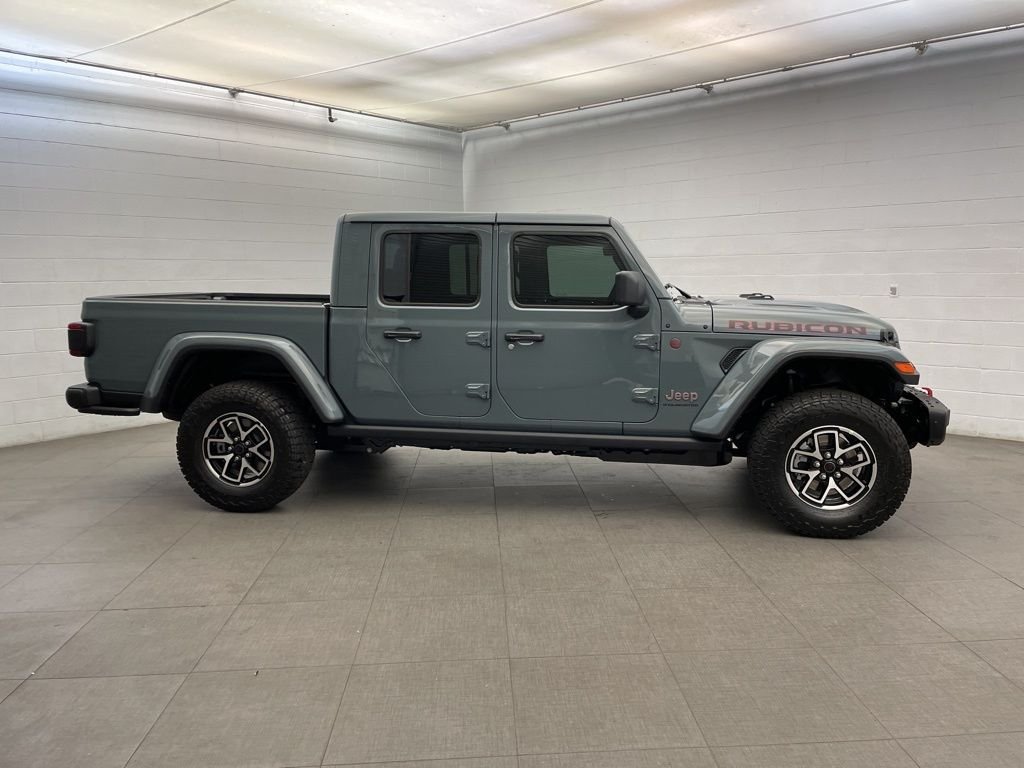New 2026 Anvil Clear-Coat Exterior Paint Jeep Rubicon X image 2