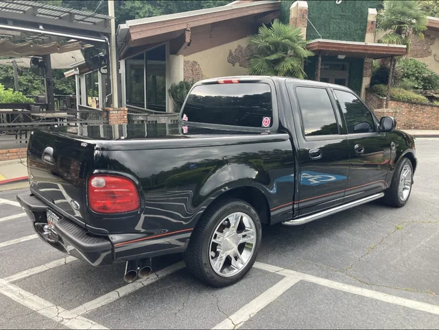 Used 2001 Black Ford Harley-Davidson image 3