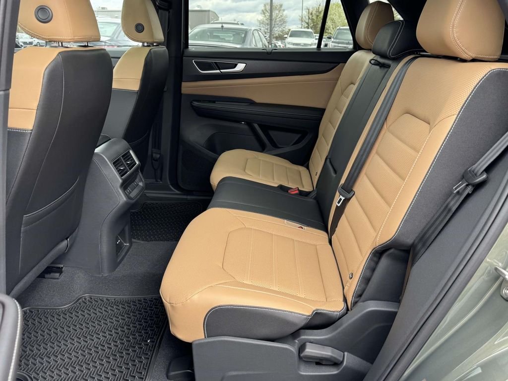 New 2026 Green Volkswagen 2.0T SEL image 15