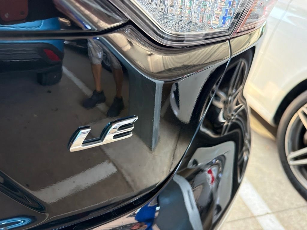 Used 2025  Toyota LE image 10