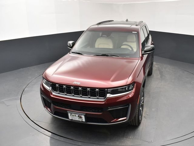 New 2026 Velvet Red Pearl-Coat Exterior Paint Jeep Limited image 14