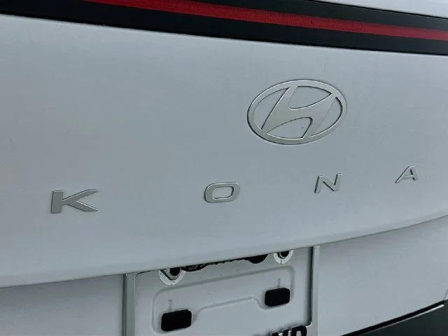 New 2027 White Hyundai SEL Sport image 23