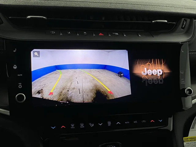 New 2026 Velvet Red Pearl-Coat Exterior Paint Jeep Altitude image 11