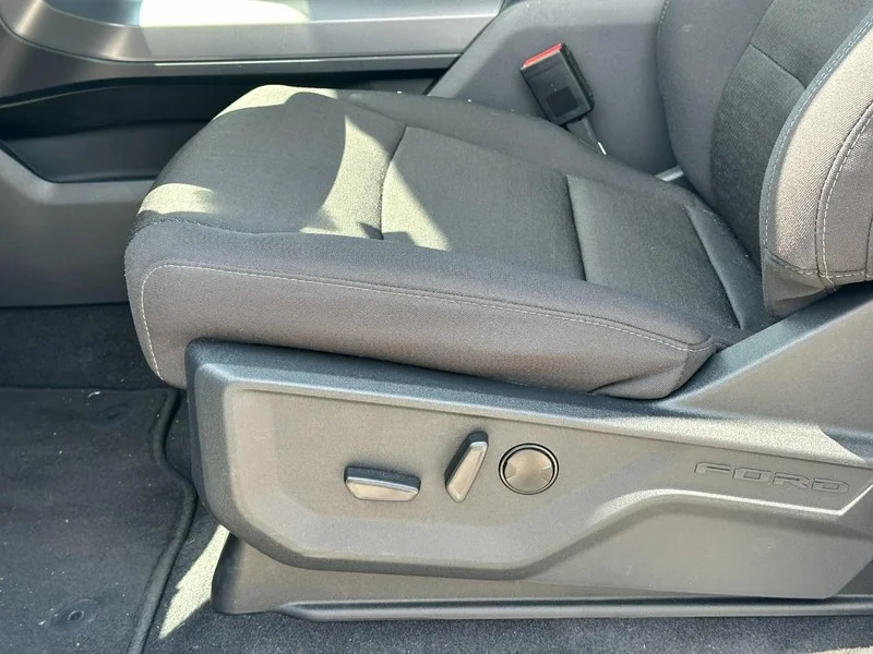 New 2026 Oxford White Ford XLT 4WD SuperCrew 5.5
