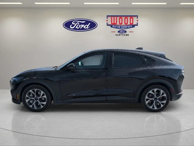 Used 2025 Shadow Black Ford Select image 6